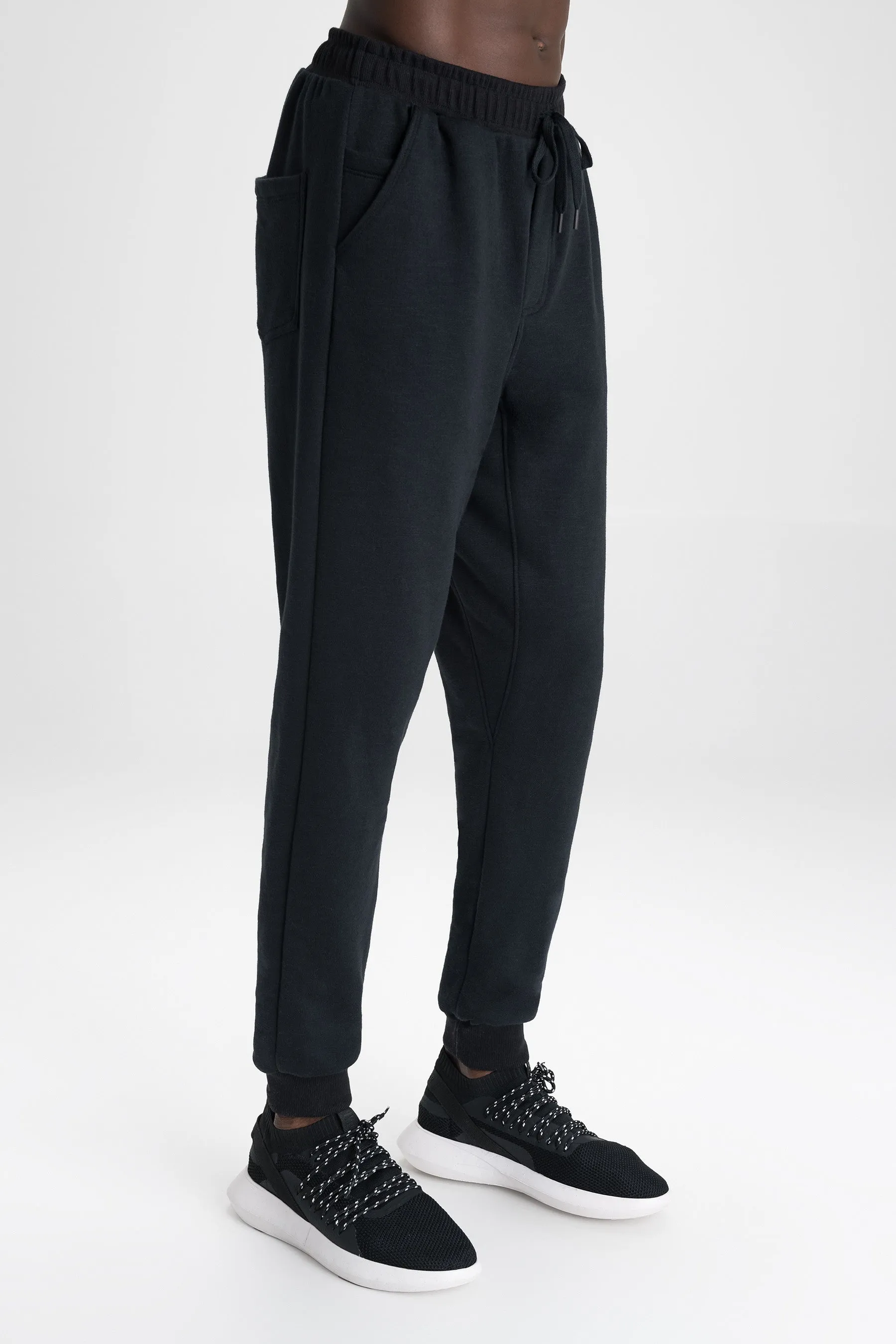 Essential Liveliness Jogger Pants