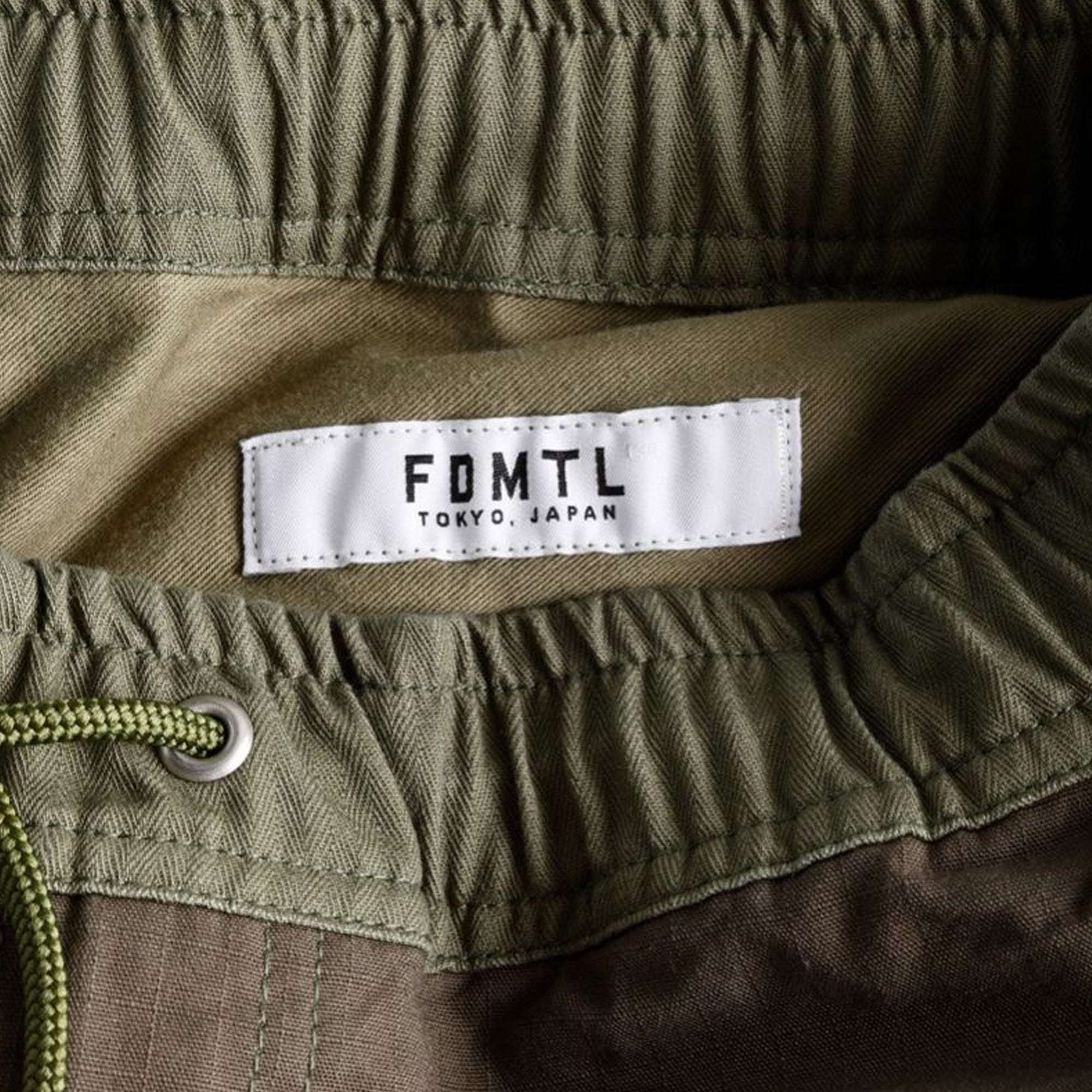 PATCHWORK CARGO PANTS RINSE 'KHAKI'