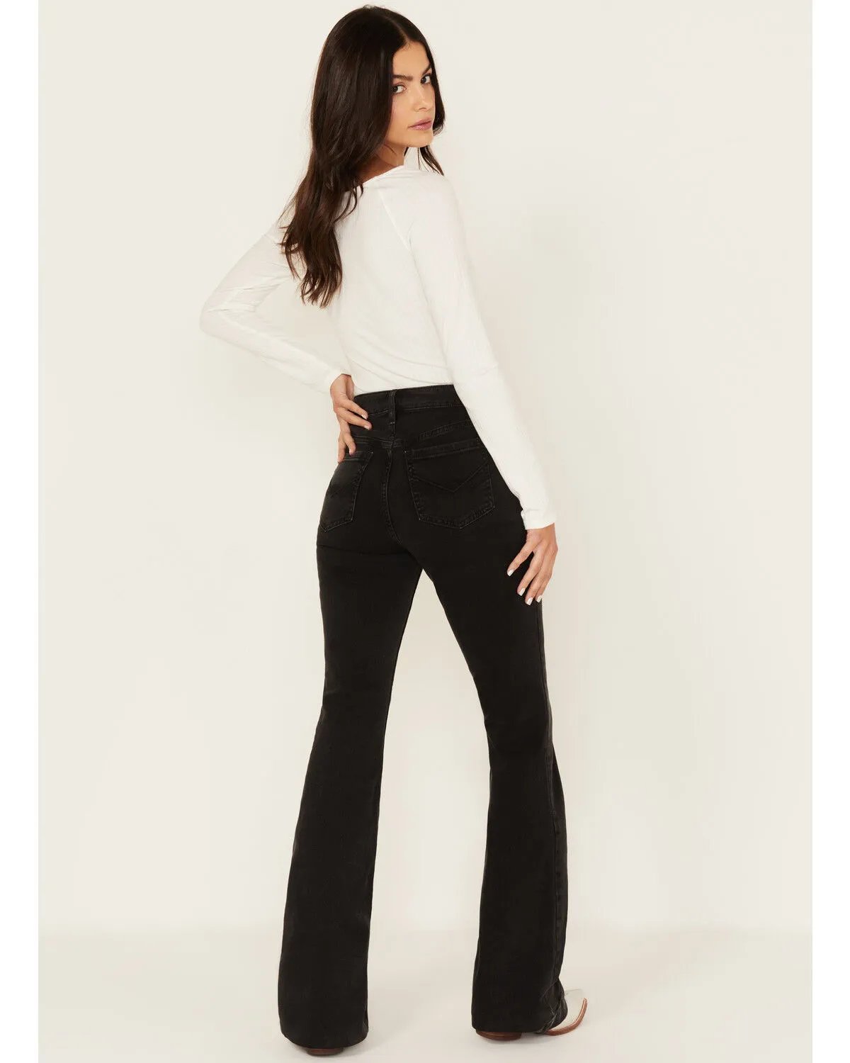 Product Name:  Idyllwind Women's West End Mid Rise Front Seam Rebel Flare Jeans