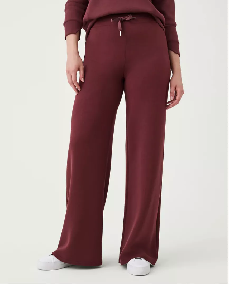 SPANX Air Essentials Wide Leg Pant